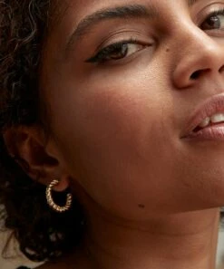 Neutrogena Rapid Wrinkle Repair Retinol Face Serum Capsules -Neutrogena Shop 6819419 0222 carousel 5