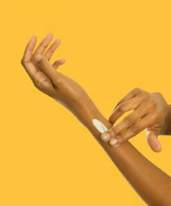 Neutrogena® Purescreen+™ Mineral Beach Defense™ Active Performance Body Lotion Sunscreen, Broad Spectrum SPF 30 -Neutrogena Shop 6819456 carousel 4