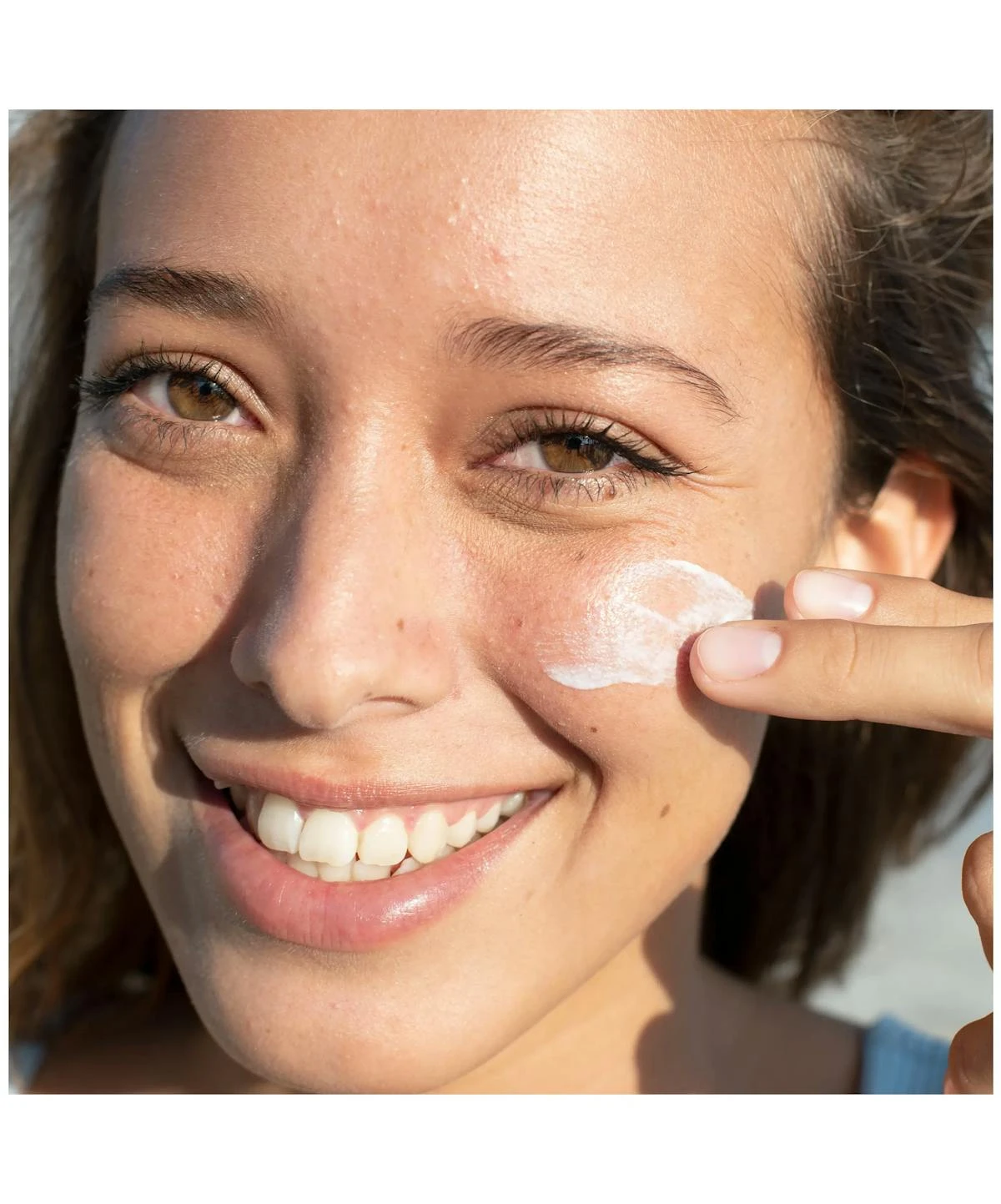 Neutrogena Age Shield® Face Oil-Free Oxybenzone-Free Sunscreen Broad Spectrum SPF 70 6 Neutrogena Age Shield® Face Oil-Free Oxybenzone-Free Sunscreen Broad Spectrum SPF 70 - Image 4