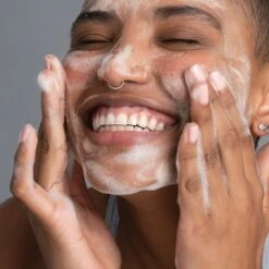 Neutrogena Hydro Boost Lightweight Hydrating Facial Cleansing Gel With Hyaluronic Acid - Refill Pouch - Scented -16 Fl Oz -Neutrogena Shop GUEST fbbcd6c6 4e5d 486b 95af d581a5f04b9f 1